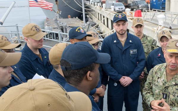 Vice Adm. Kilby Visits PSE