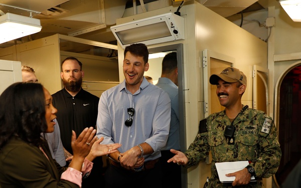USS Abraham Lincoln hosts OLA Liaisons