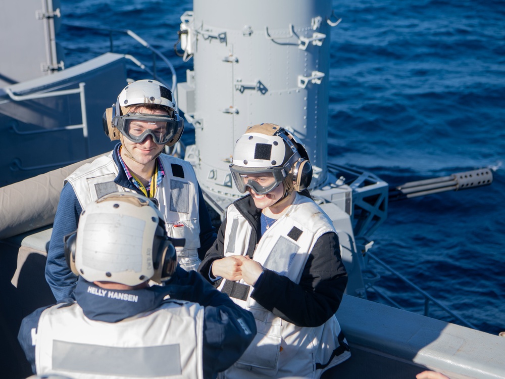 USS Carl Vinson (CVN 70) Hosts Visitors from the Office of Legislative Affairs in the Pacific Ocean