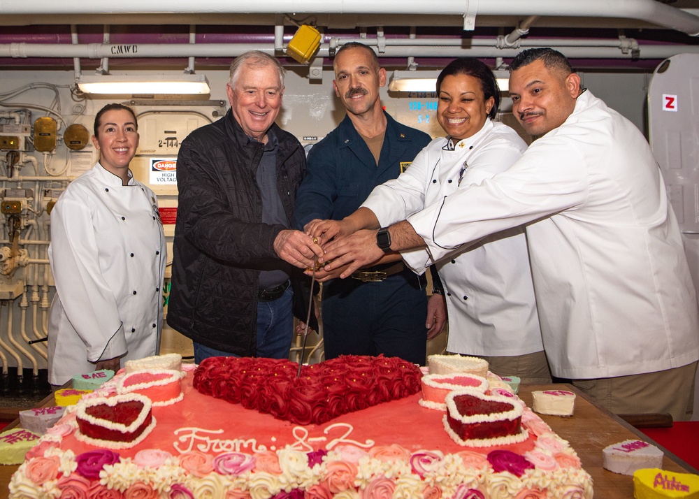 USS Carl Vinson (CVN 70) Sailors Host Dan Quayle in the Pacific Ocean