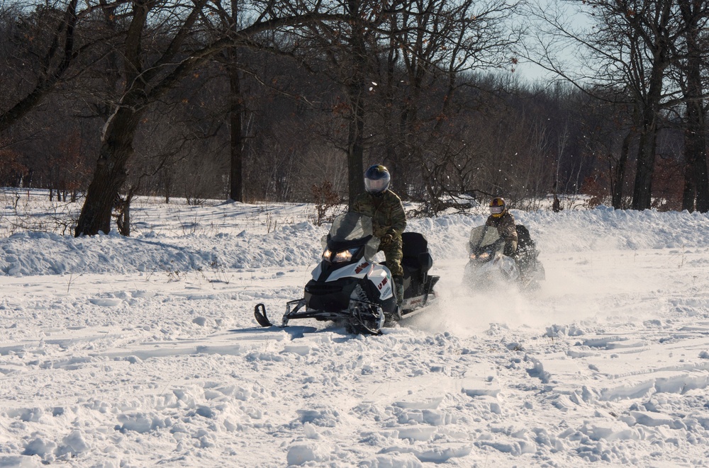 U.S, Navy Explosive Ordnance Disposal Conducts Arctic Mobility Training During Snow Crab Ex