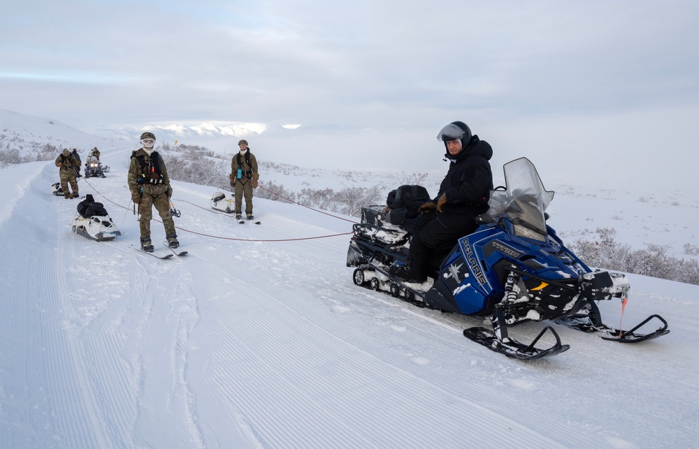 3rd ASOS special warfare Airmen conduct unsupported, sustained cold-weather training during Operation Agipen 2: Part III