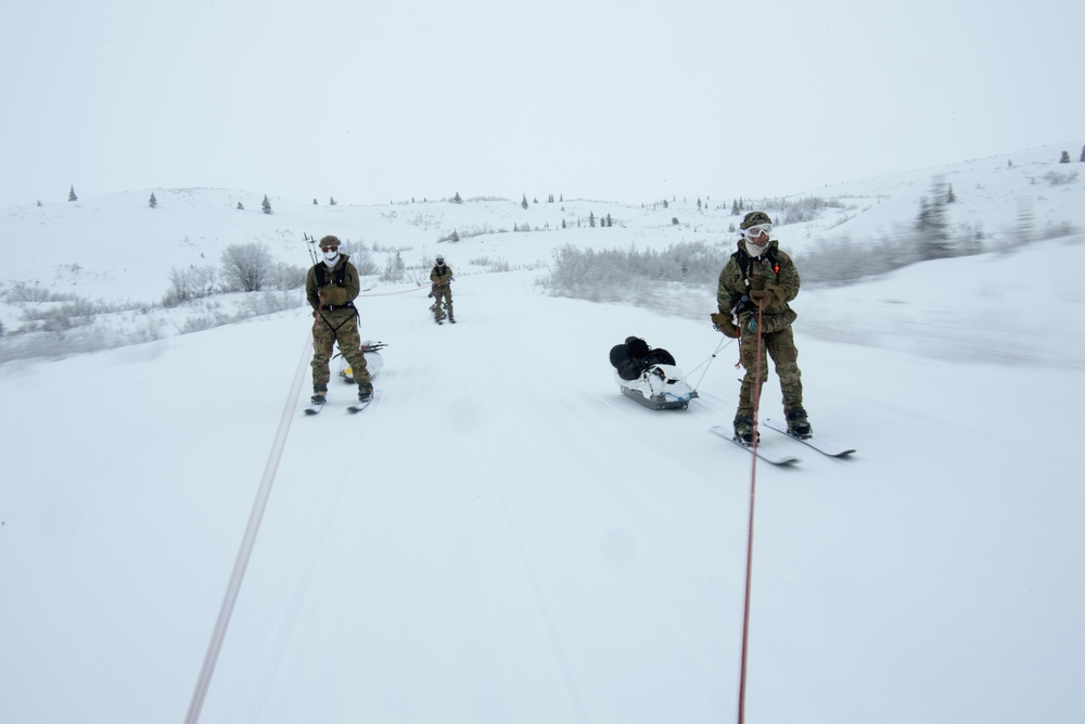 3rd ASOS special warfare Airmen conduct unsupported, sustained cold-weather training during Operation Agipen 2: Part III