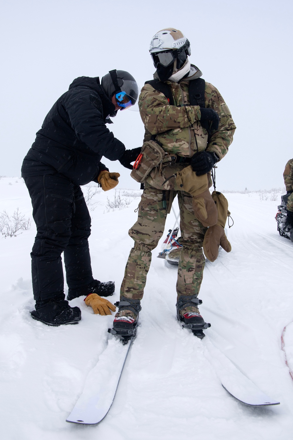 3rd ASOS special warfare Airmen conduct unsupported, sustained cold-weather training during Operation Agipen 2: Part III