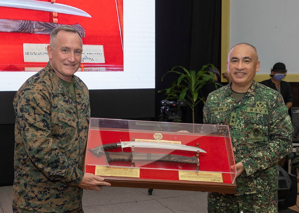 MARFORPAC Marines and Philippine Marines meet for annual Marine 2 Marine Staff Talks Day 3