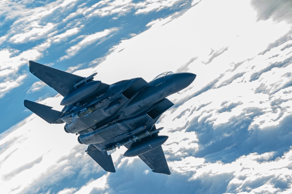 91st EARS Refuels F-15E Strike Eagles