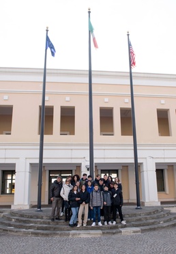 Italian Students Visit NSA Naples