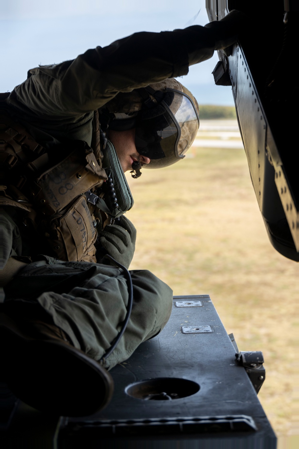 U.S. Marines and Airmen conduct Alternate Insertion &amp; Extraction exercises