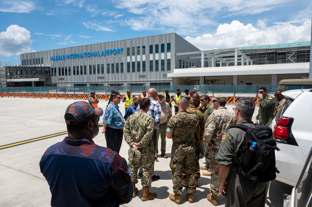 CDRUSINDOPACOM travels to Papua New Guinea