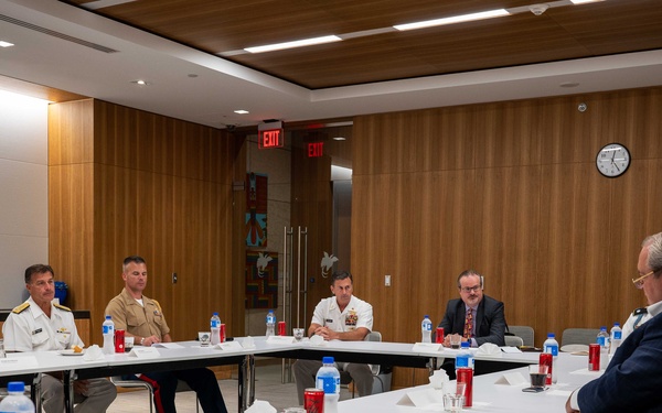 CDRUSINDOPACOM travels to Papua New Guinea