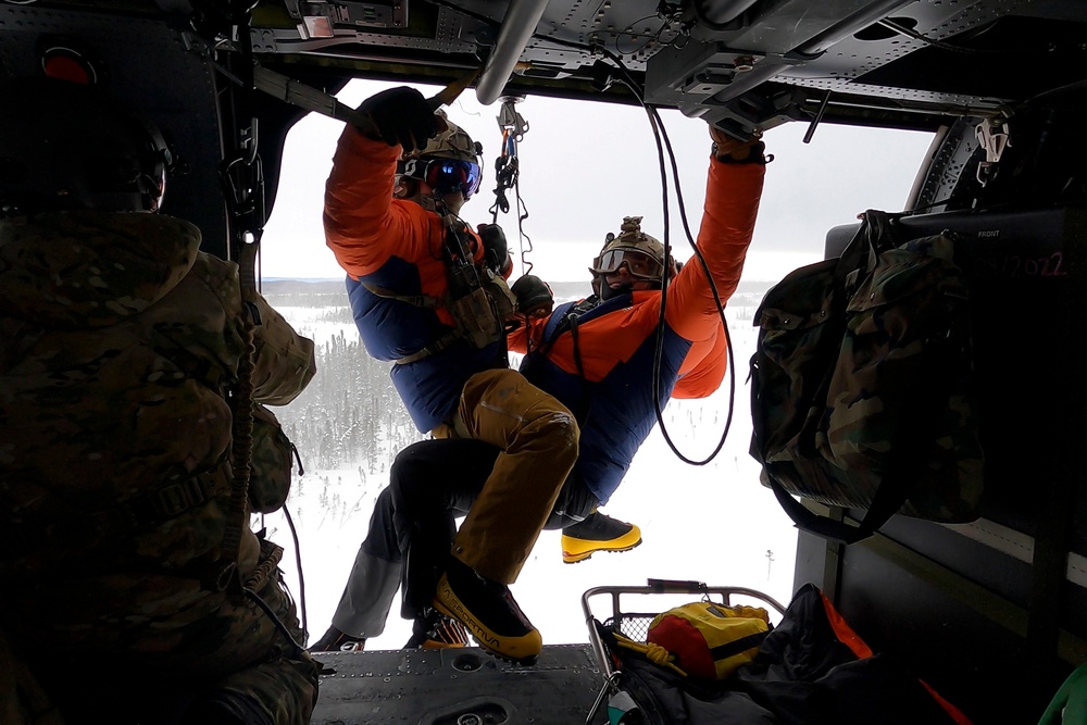 DVIDS - Images - 176th extends Arctic reach with jump, hoist and aerial ...
