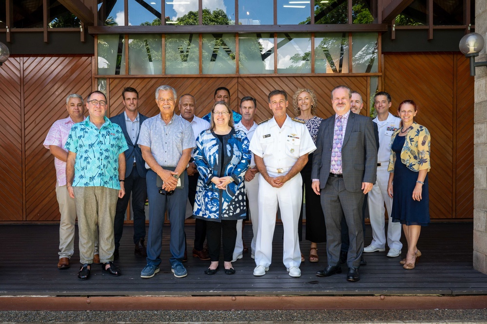CDRUSINDOPACOM travels to Fiji