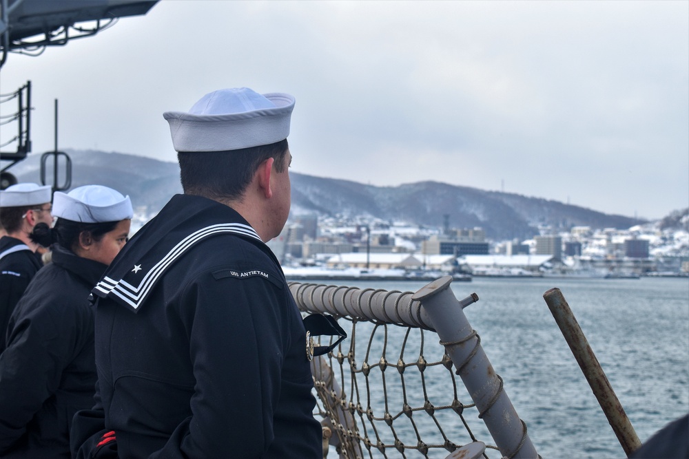 USS Antietam Conducts Port Visit in Otaru, Japan