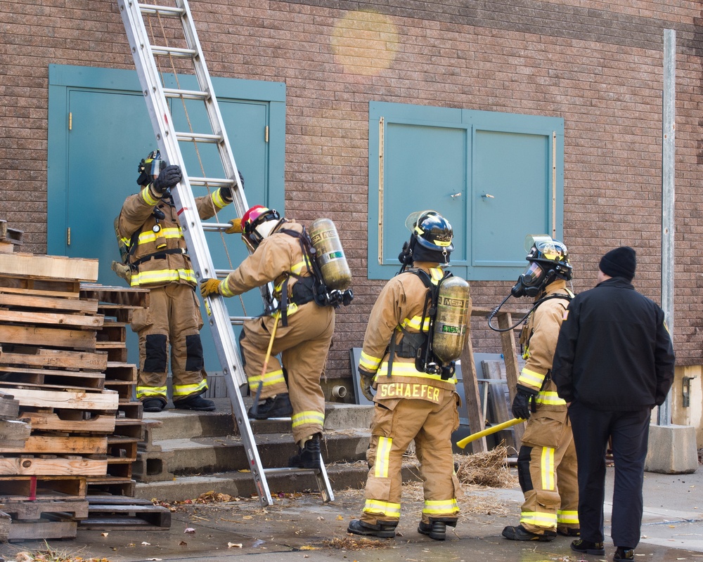 Airmen train in high-rise rescue, firefighting