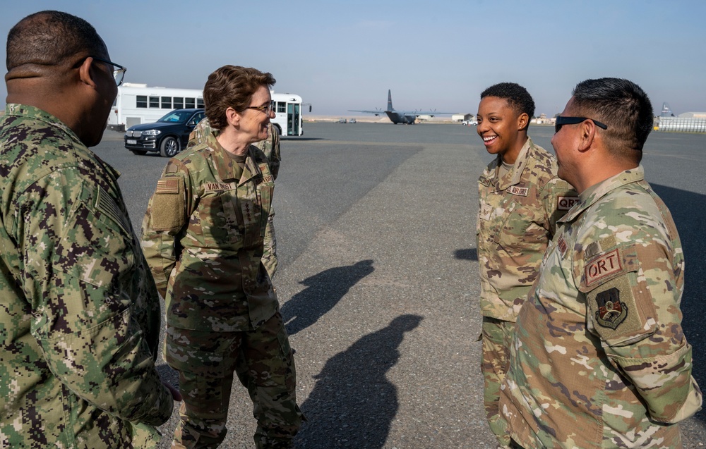 USTRANSCOM command team witnesses AASAB mobility efforts in action