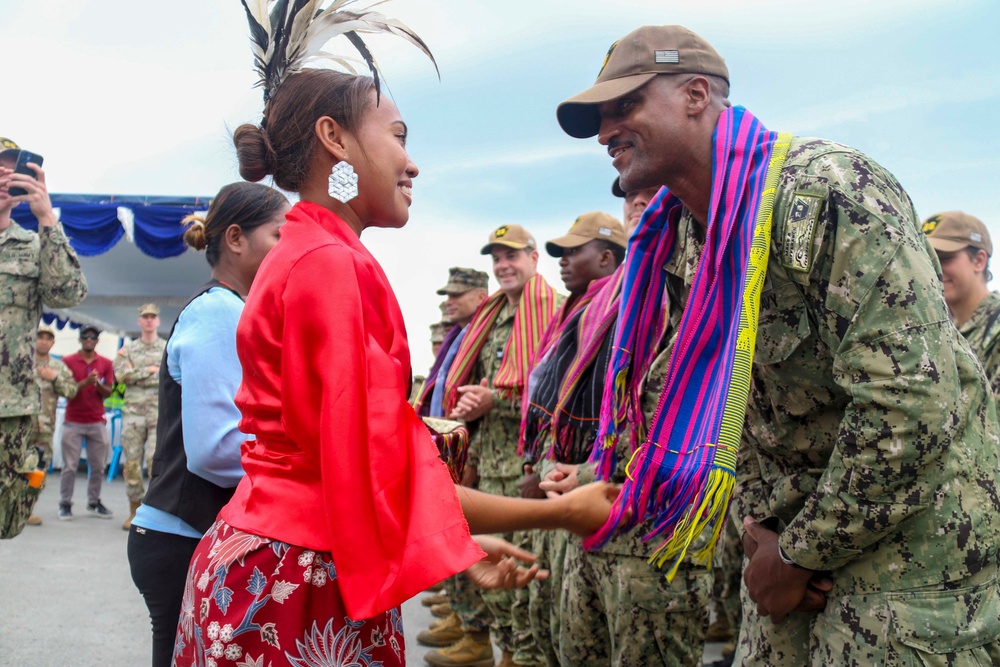 USS John P. Murtha (LPD 26) Participates in CARAT Timor-Leste