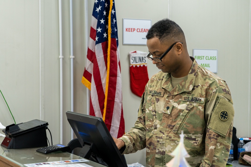 Task Force Hellfighter Commander Visits Units At the Joint Training Center in Jordan