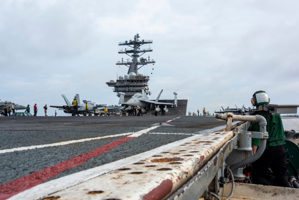 Flight Operations USS Nimitz