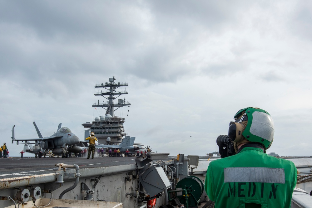 U.S. Navy Sailor Photographs Flight Operations