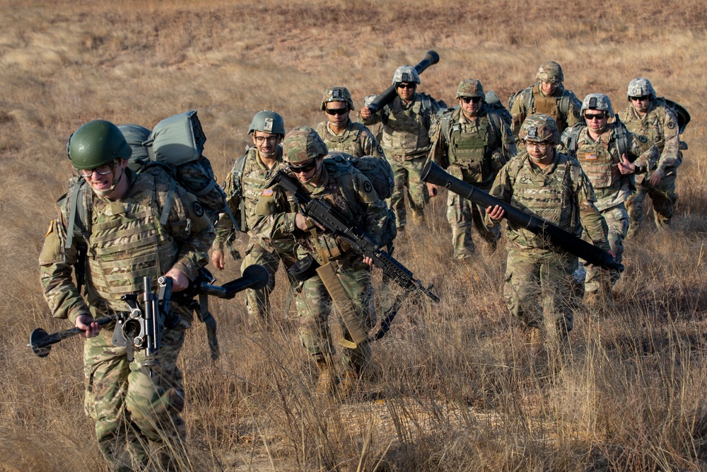 114th Infantry Regiment and 150th Aviation Regiment Air Assault Insertion and Company Attack