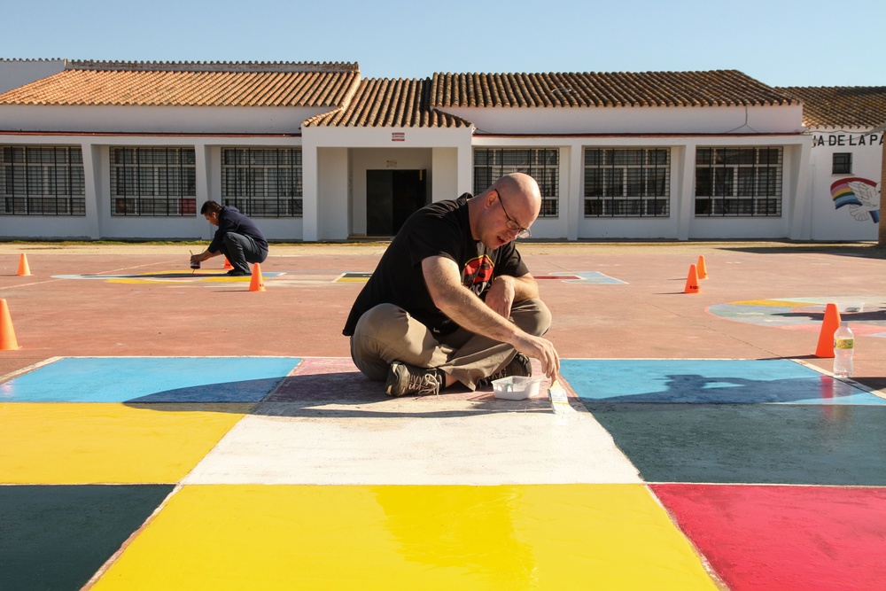 Sailors Complete COMREL Project at Castillo de Doña Blanca School