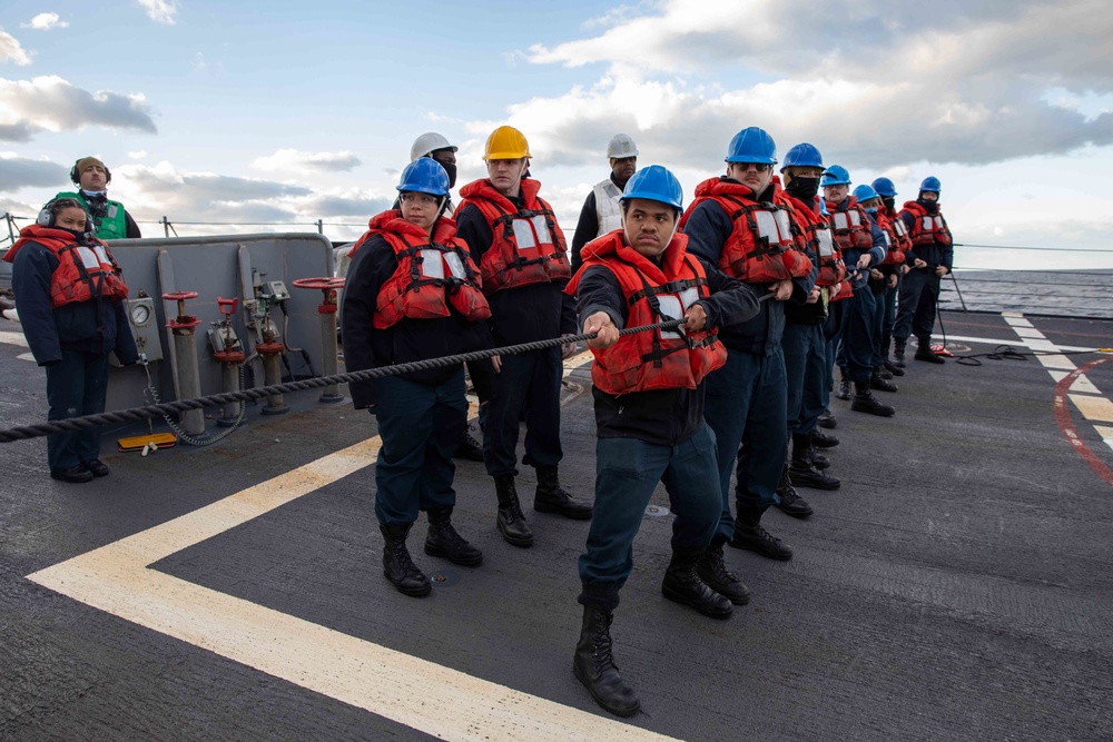 USS Nitze (DDG 94) Daily Operations