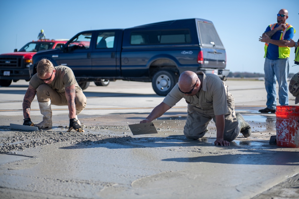 Florida Guard modernizes Navy airfield