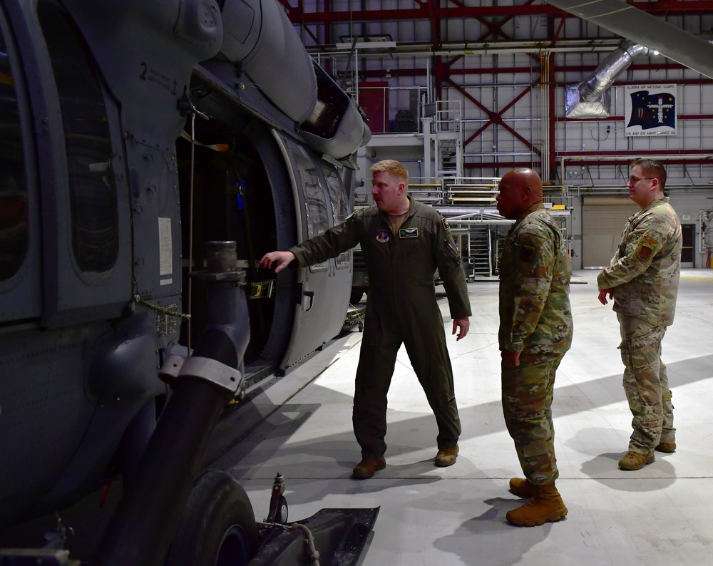 NGB Senior Enlisted Leader visits Alaska Guardsmen