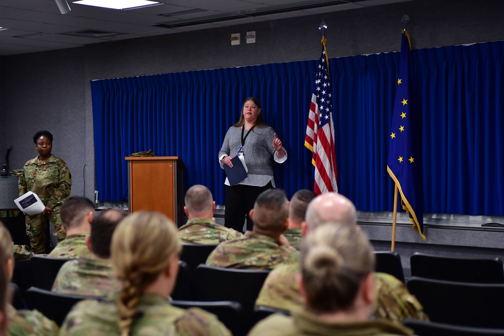 NGB Senior Enlisted Leader visits Alaska Guardsmen