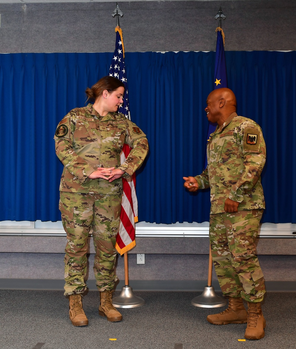 NGB Senior Enlisted Leader visits Alaska Guardsmen