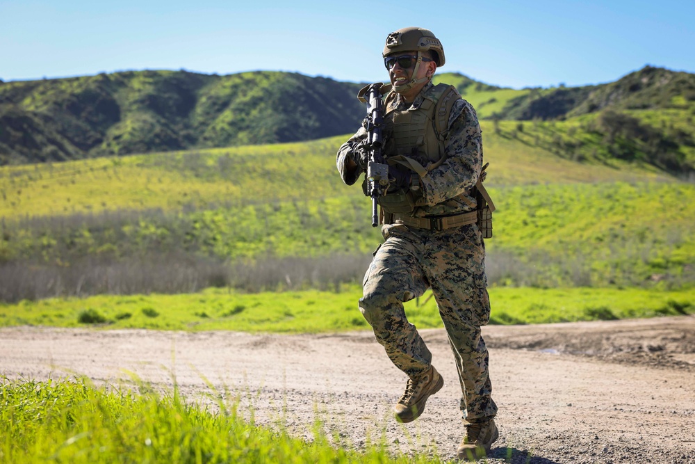 2nd Battalion, 1st Marines conduct a simulated air assault raid