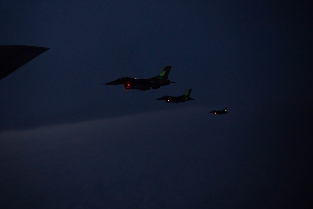 Going the distance: Tankers enable fighter support over Pacific