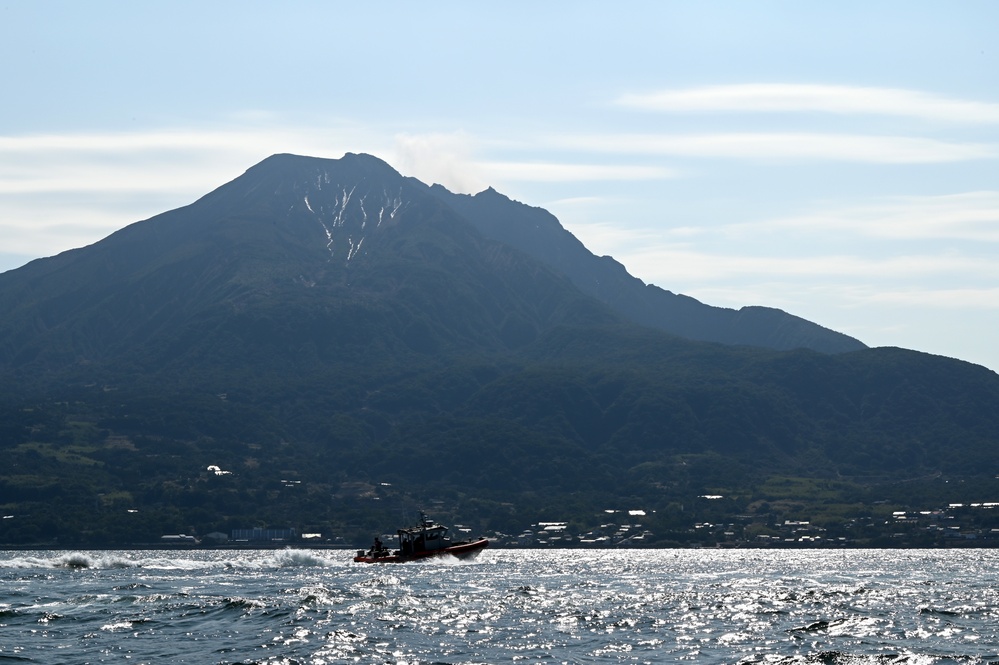 U.S. Coast Guard, Japan Coast Guard crews conduct joint search-and-rescue exercise in Kagoshima Bay, Japan
