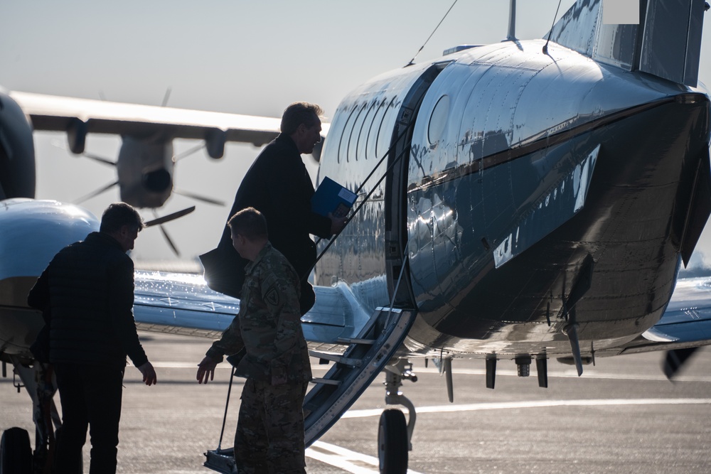 U.S. Ambassador to Türkiye visits Incirlik AB after Earthquakes