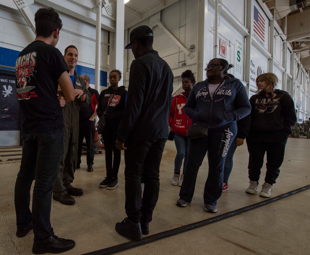 Patrol and Reconnaissance Squadron (VP) 30 Macon County High School JROTC tour