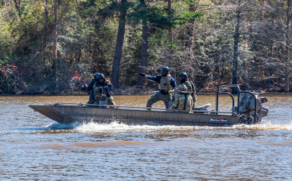 AFRICOM Riverine Course Underway at NAVSCIATTS