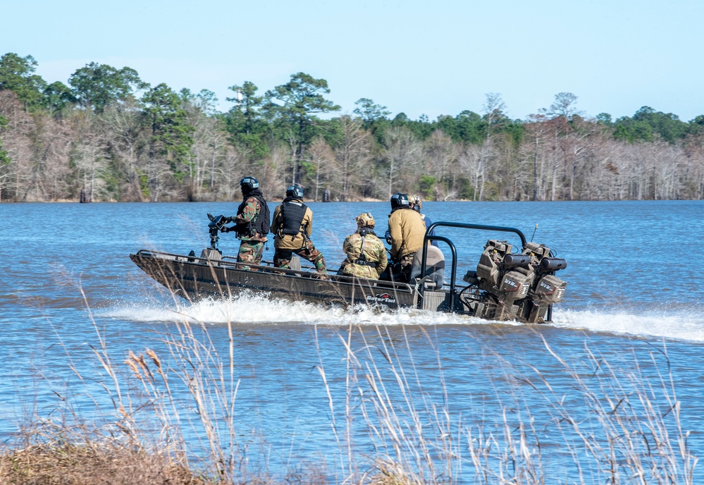 AFRICOM Riverine Course Underway at NAVSCIATTS