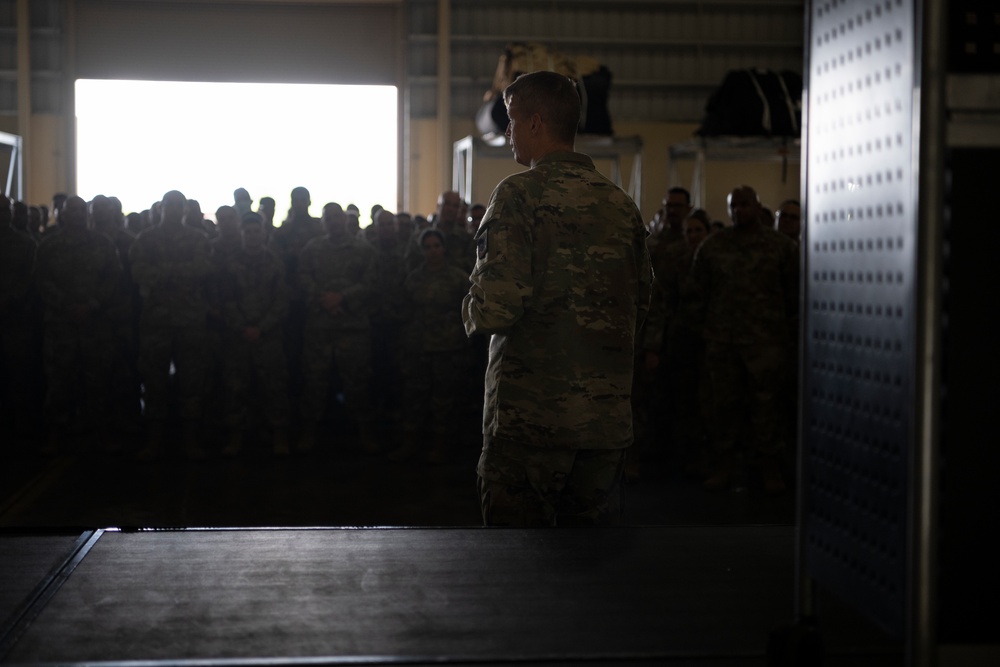 Gen. Daniel R. Hokanson, CNGB visits the 156th Wing