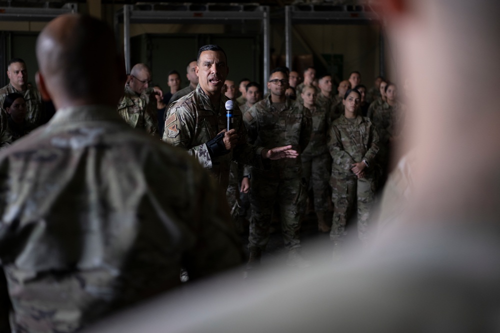 Gen. Daniel R. Hokanson, CNGB visits the 156th Wing