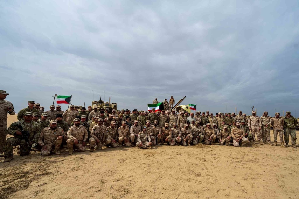 U. S. Army Central commander visits Kuwait Land Forces and Task Force Rattler at Camp Buehring