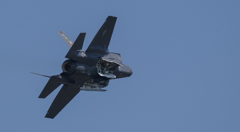 F-35 Demo team performs during Aero India 23