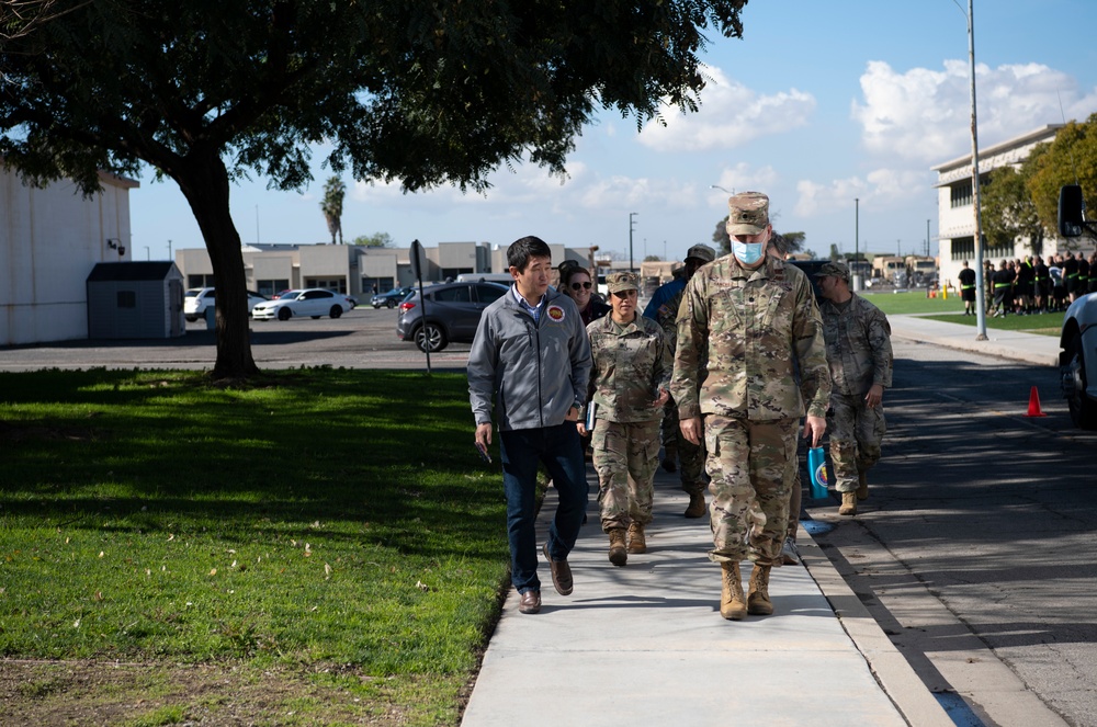 California Sen. David Min visits JFTB