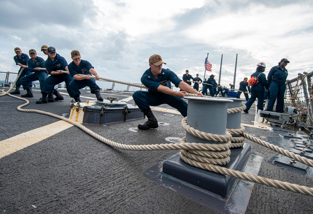 USS Paul Hamilton Visits Diego Garcia