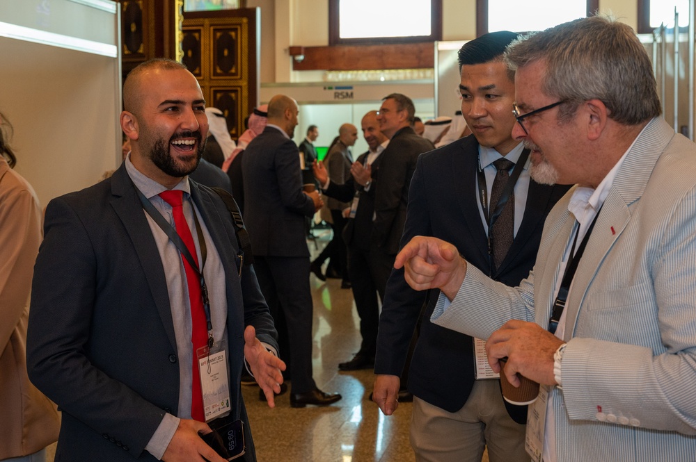 AASAB, Army, Coalition contractors meet local vendors