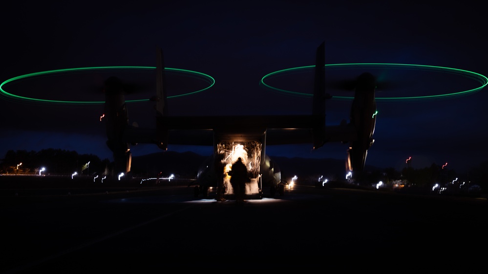 Fuji Viper 23.2: V34 Marines conduct Night Time Casualty Evacuations