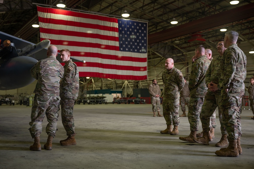 EUCOM Commander Visits RAF Lakenheath