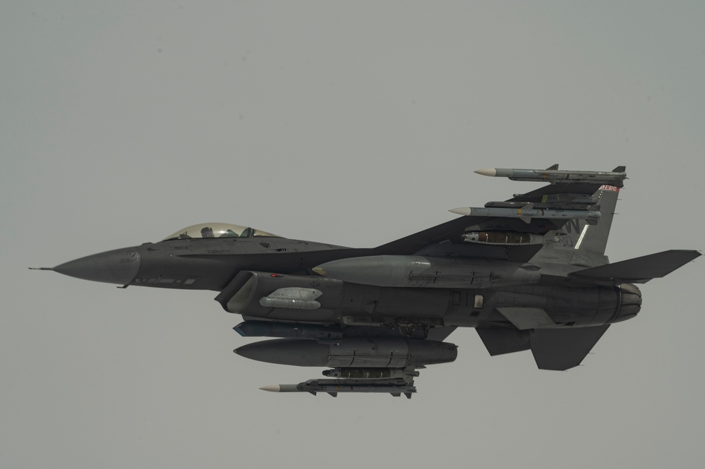 908th EARS extends F-16 combat patrol reach