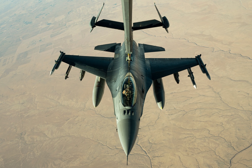 908th EARS extends F-16 combat patrol reach