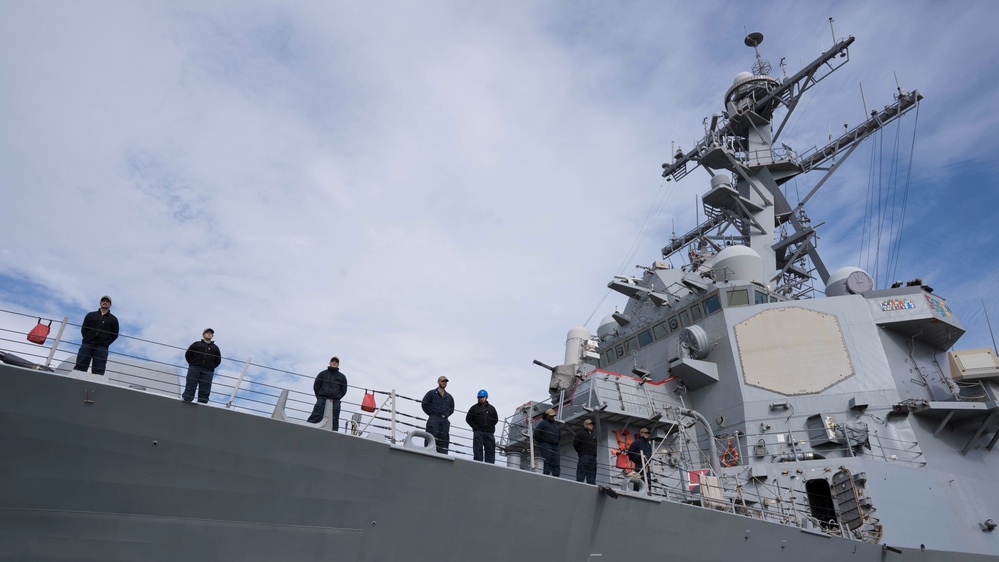 USS Porter departs NAVSTA Norfolk for Deployment