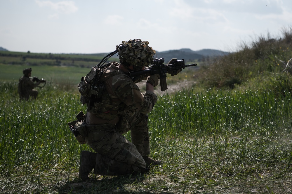 DVIDS - Images - Able Company Paratroopers Conduct Squad Live Fire ...